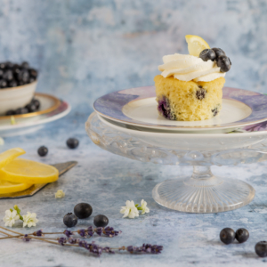 Lemon and blueberry cake